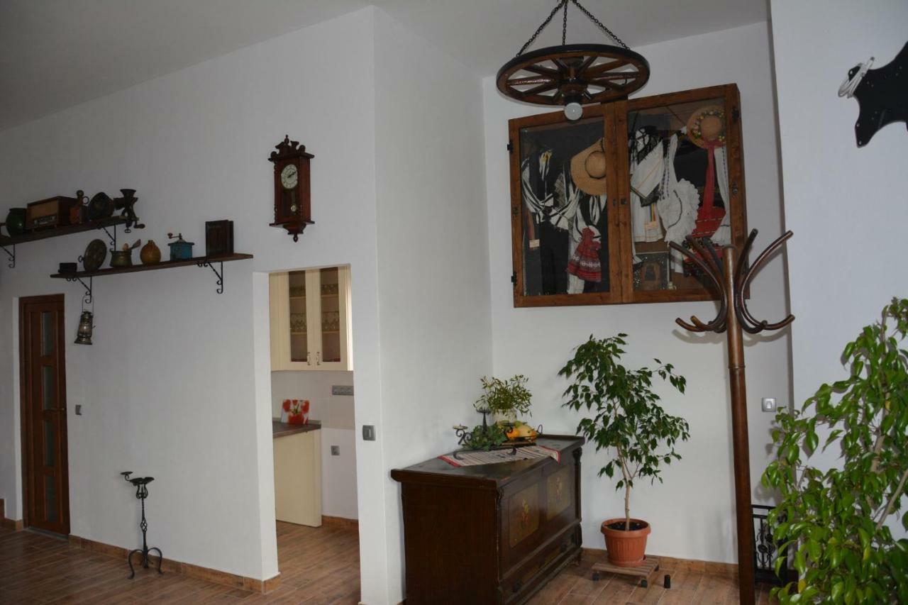 Traditions House Sibiu Exterior photo